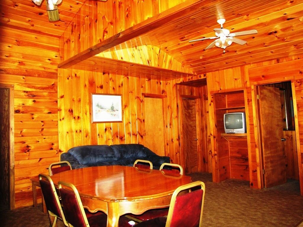 Depe Dene Resort Lake George Quarto foto