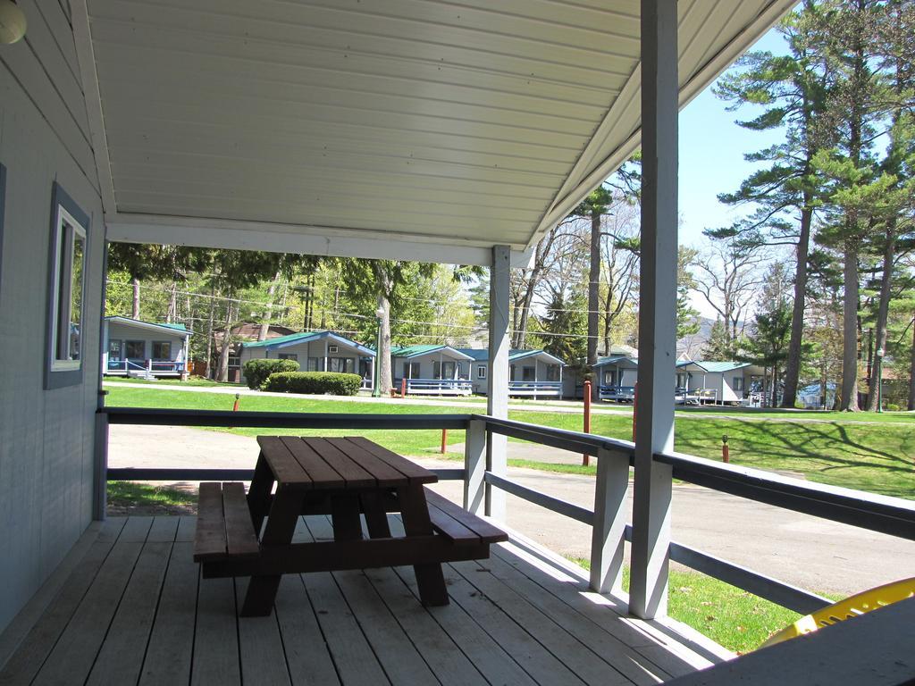 Depe Dene Resort Lake George Quarto foto