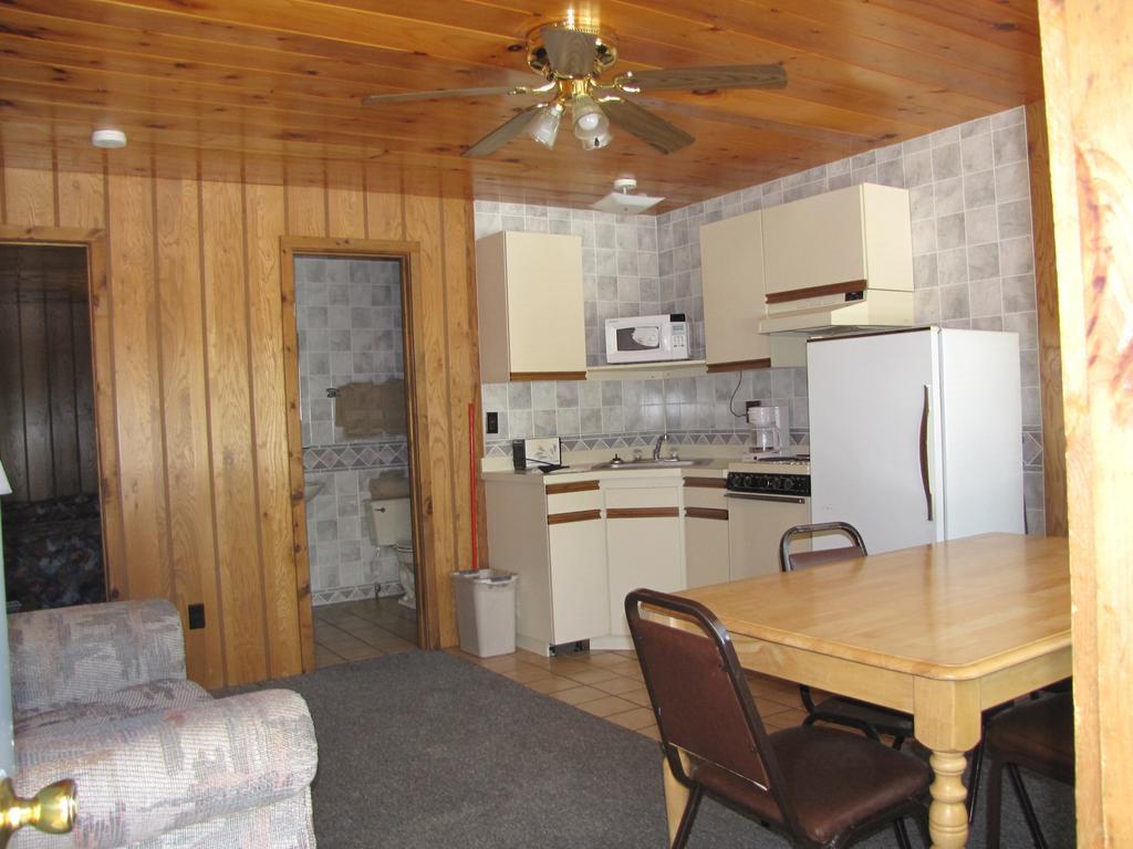 Depe Dene Resort Lake George Quarto foto